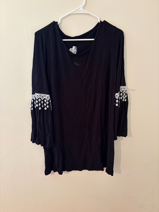 Tops - Black Tunic Top with White Lace Sleeve Detail